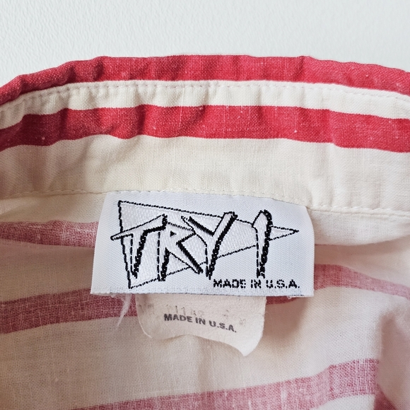 1980's TRY 1 Made in USA Red & White Striped Crest Button Down Shirt 100% Cotto - Picture 6 of 14